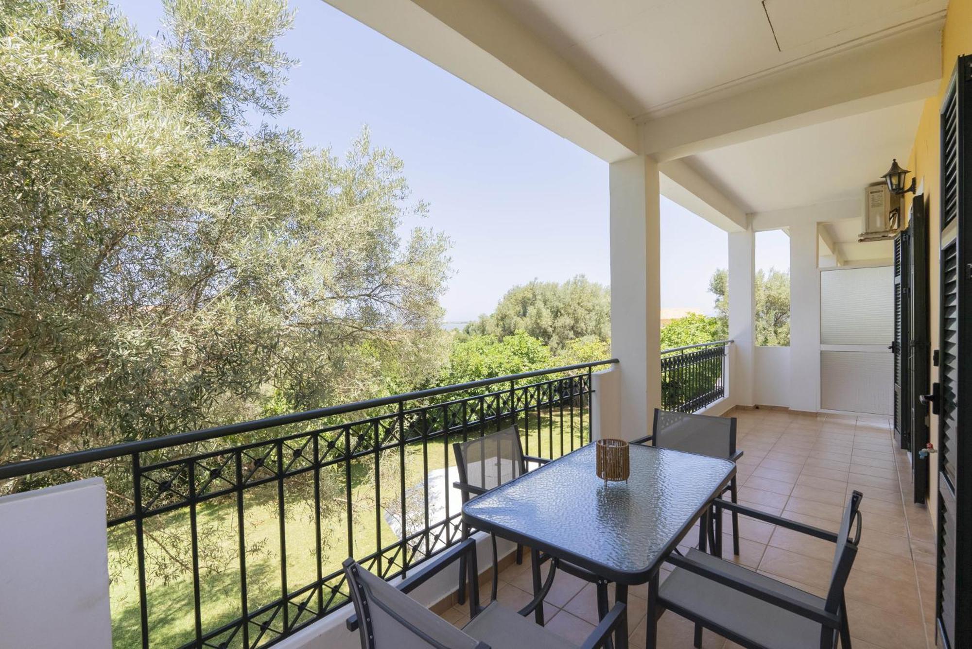 Studios Niki B Lefkada City Exterior photo