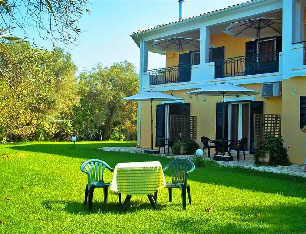 Studios Niki B Lefkada City Exterior photo