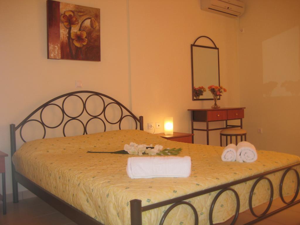Studios Niki B Lefkada City Room photo