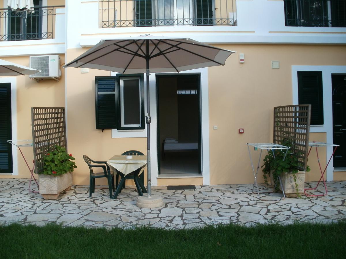 Studios Niki B Lefkada City Exterior photo